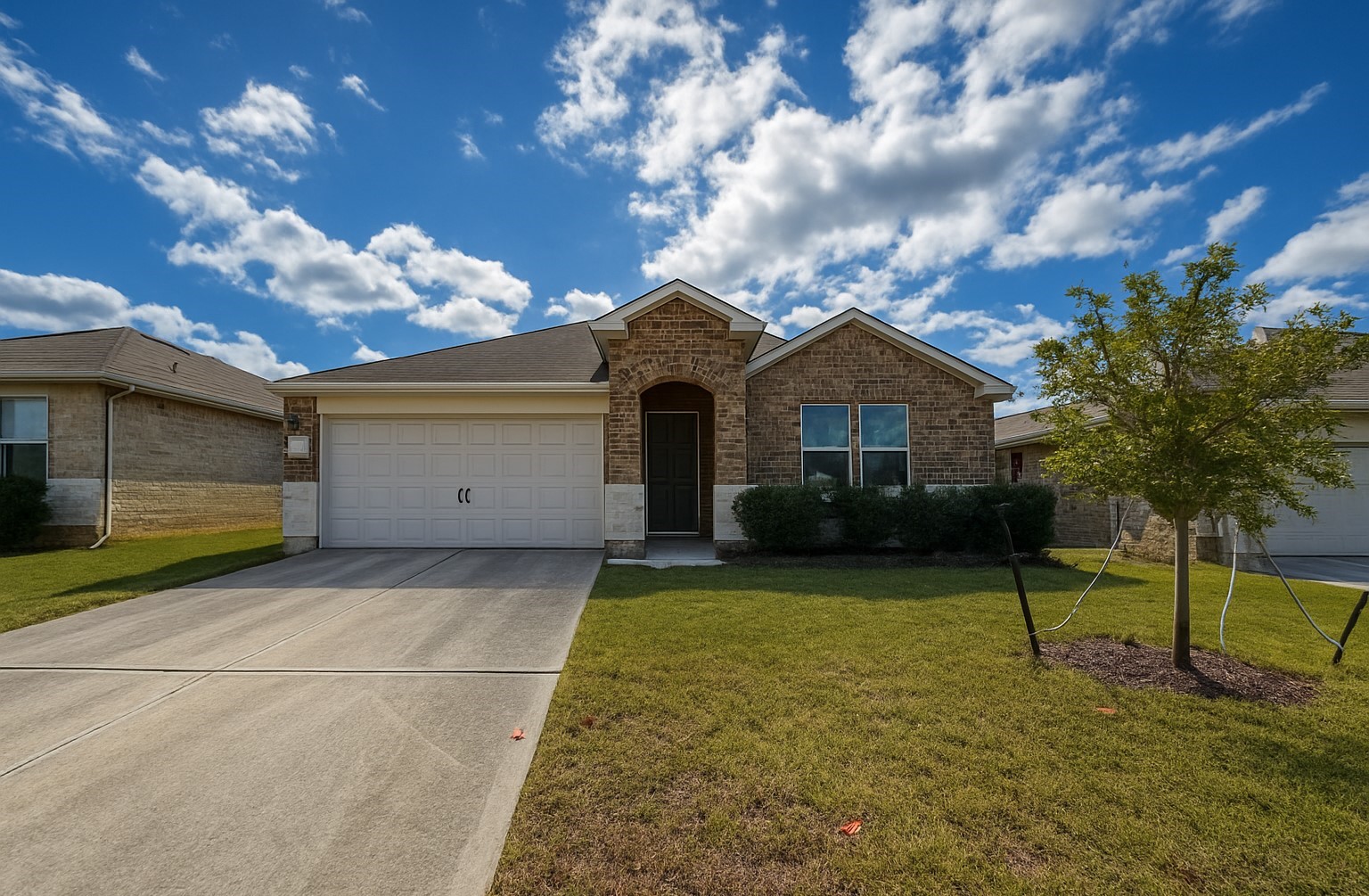 Conroe Condo: 11335 Dawn Beach Lane