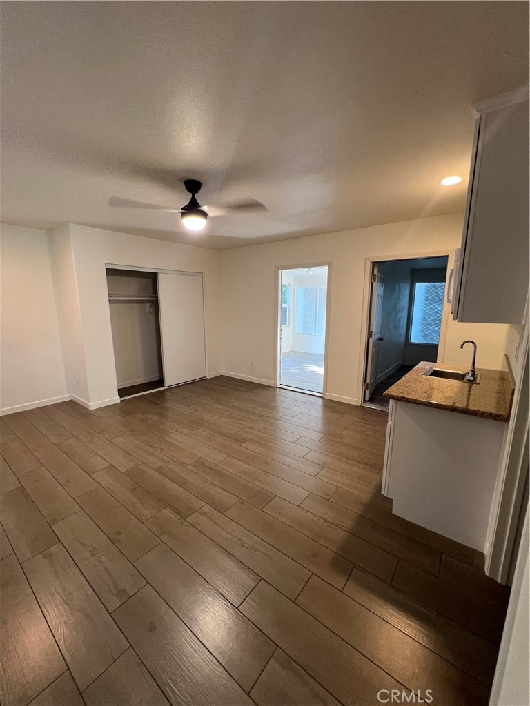 Fontana Condo: 16976 Martin Avenue