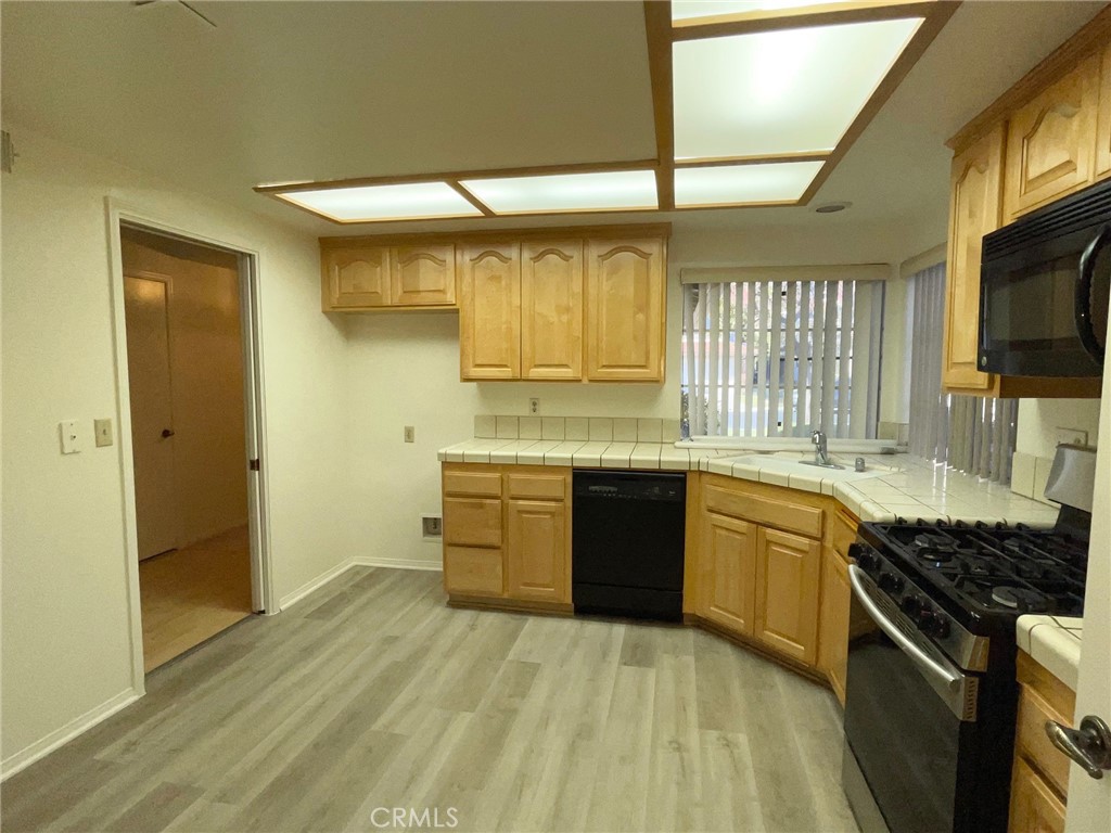 Porter Ranch Condo: 19500 Crystal Ridge Lane