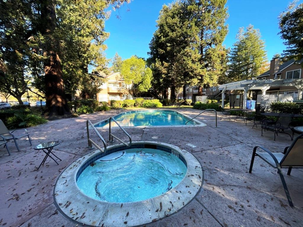 San Jose Condo: 2546 Alveswood Circle