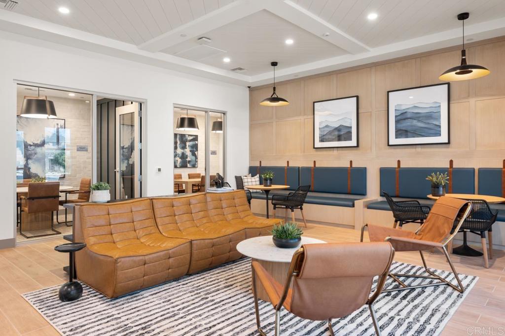 Chula Vista Condo: 2055 Paseo Belluno