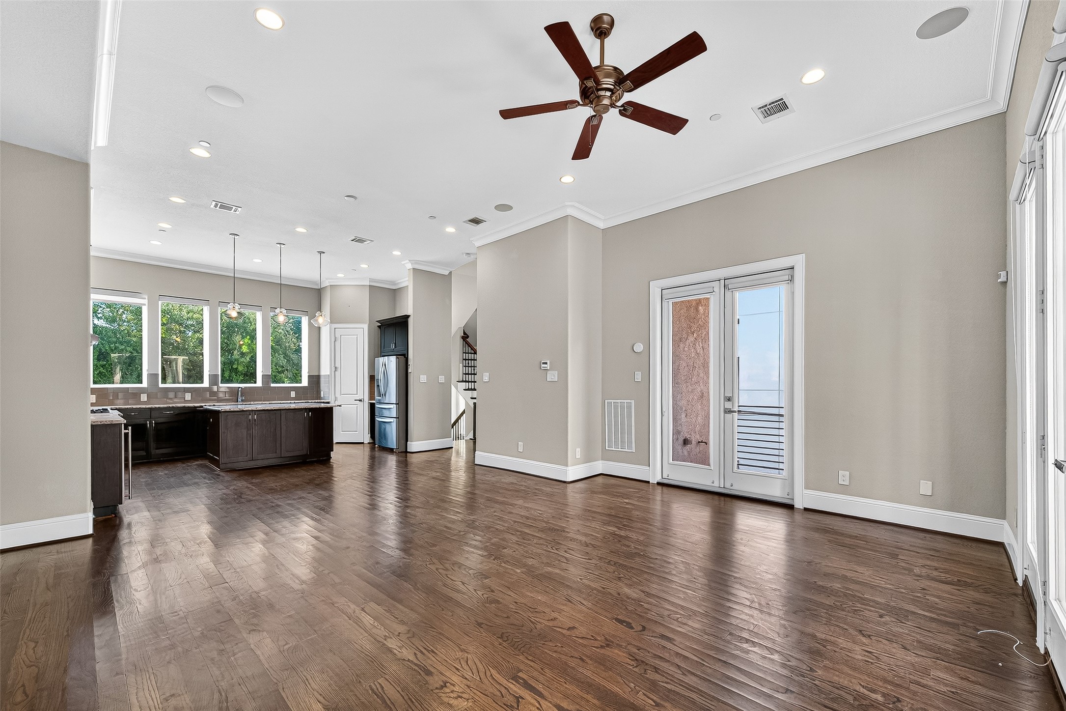 Houston Condo: 2116 Mason Street