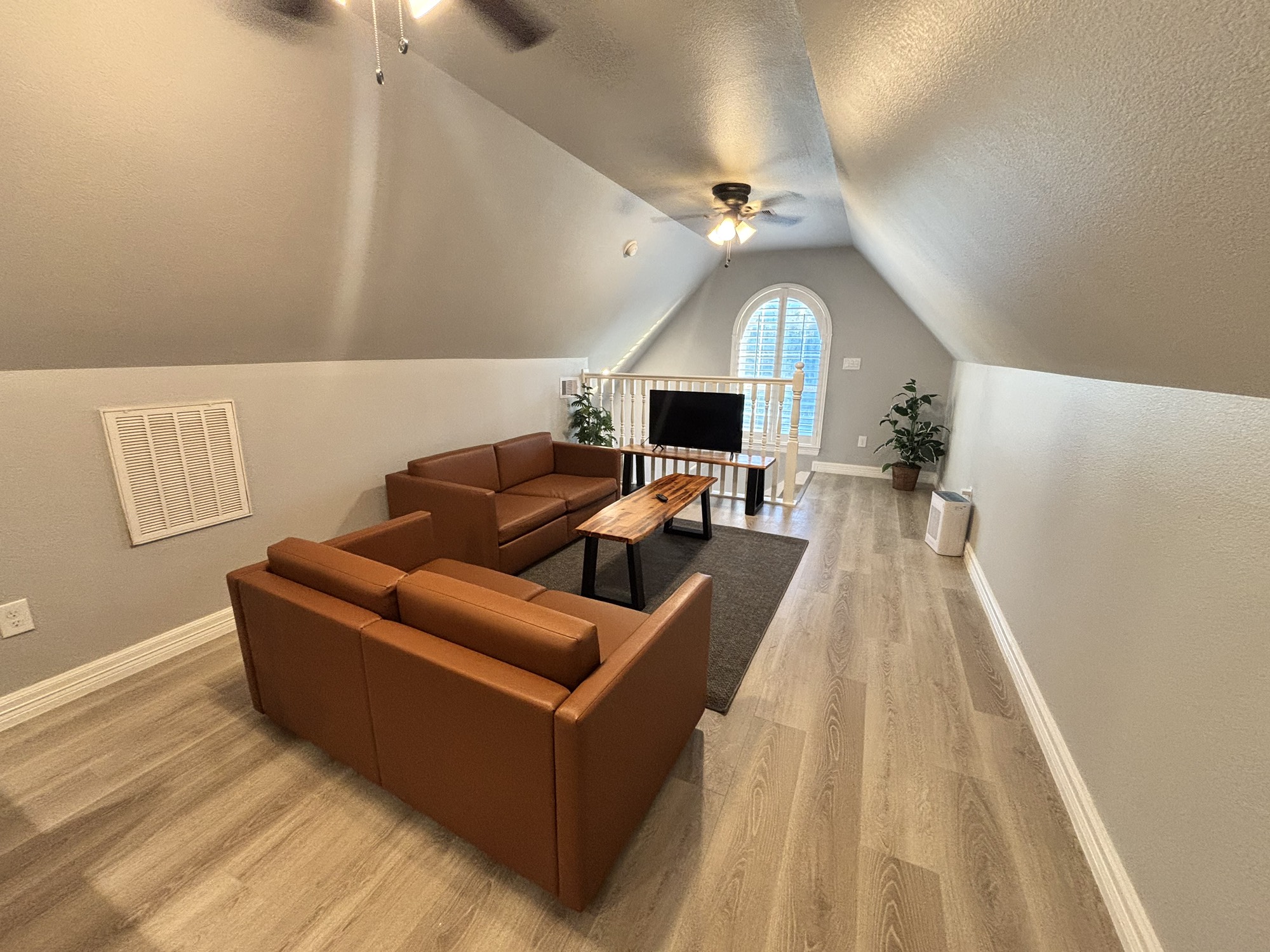 Arcola Condo: 427 Rice Avenue