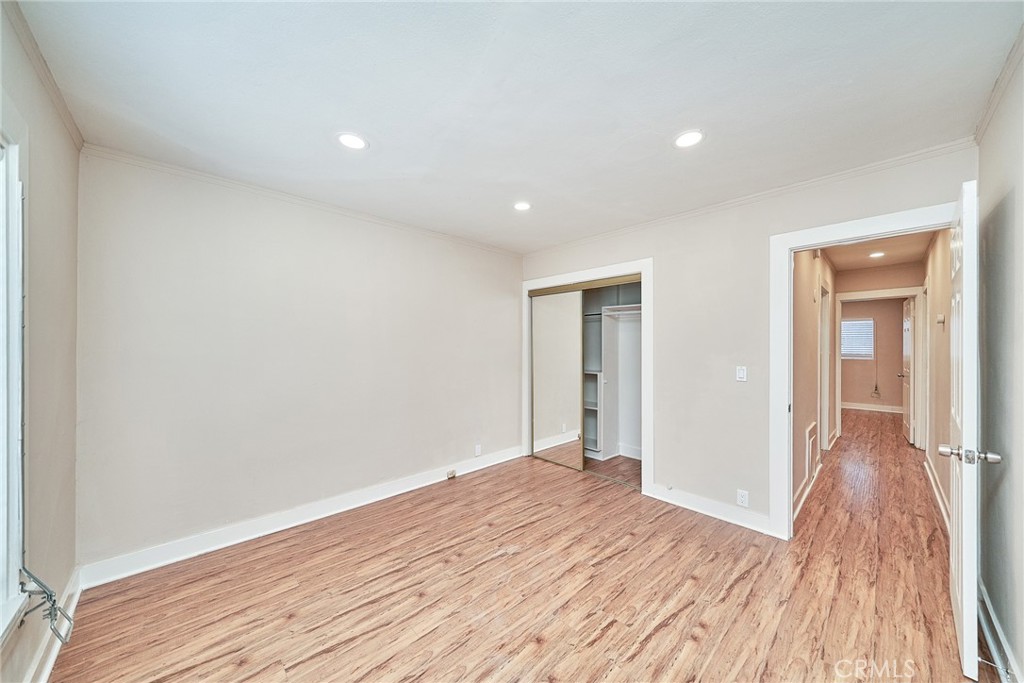 Los Angeles Condo: 1329 West 37th Drive