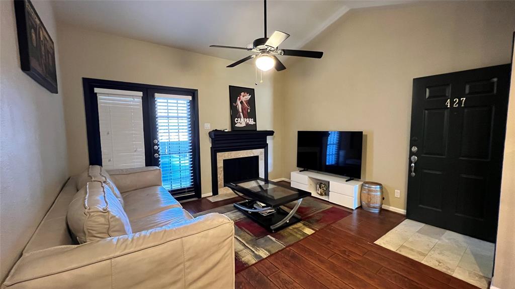 Dallas Condo: 8601 Park Lane