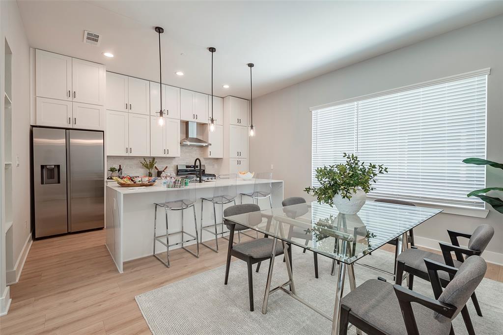 Dallas Condo: 1423 North Carroll Avenue