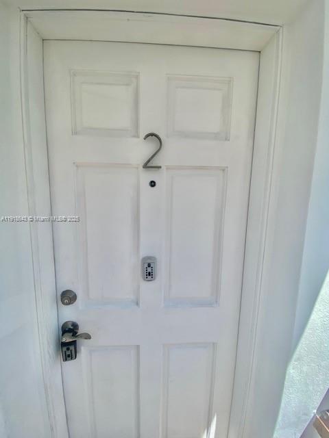 Miami Beach Condo: 830 West 40th Street