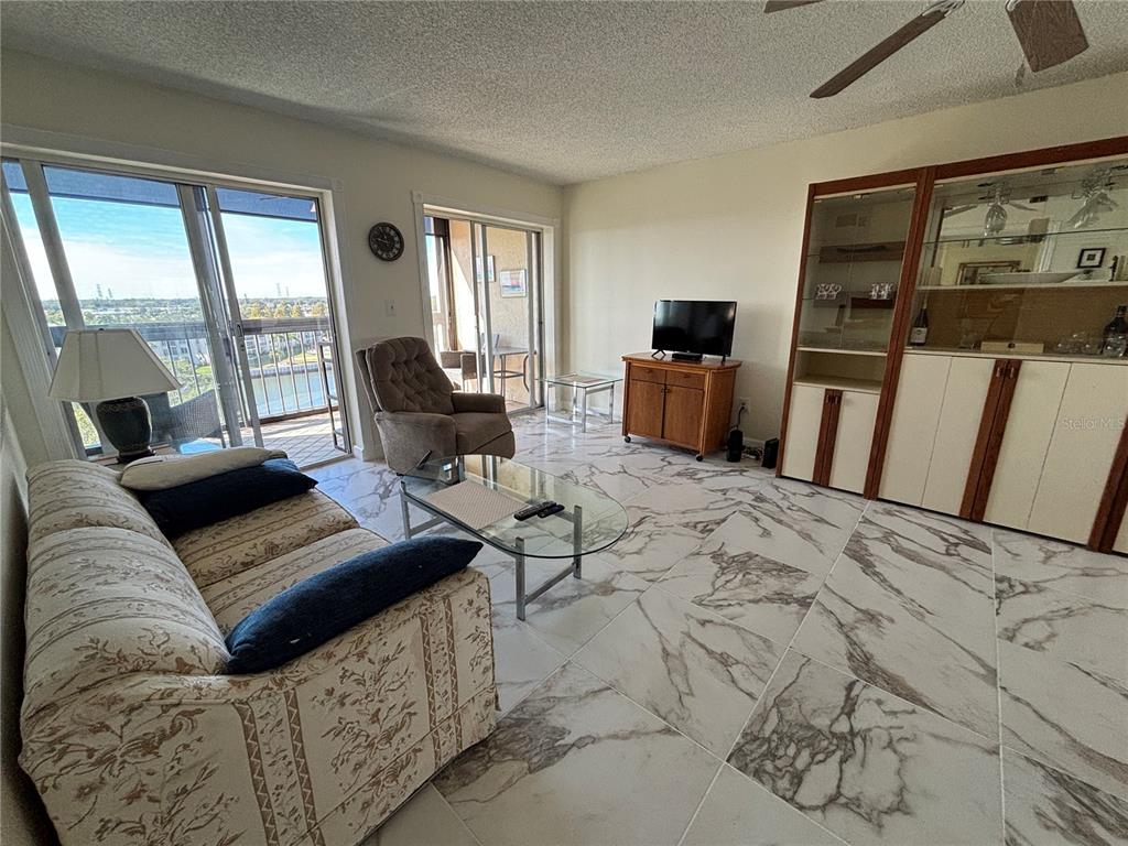 Clearwater Condo: 19029 US Highway 19 North