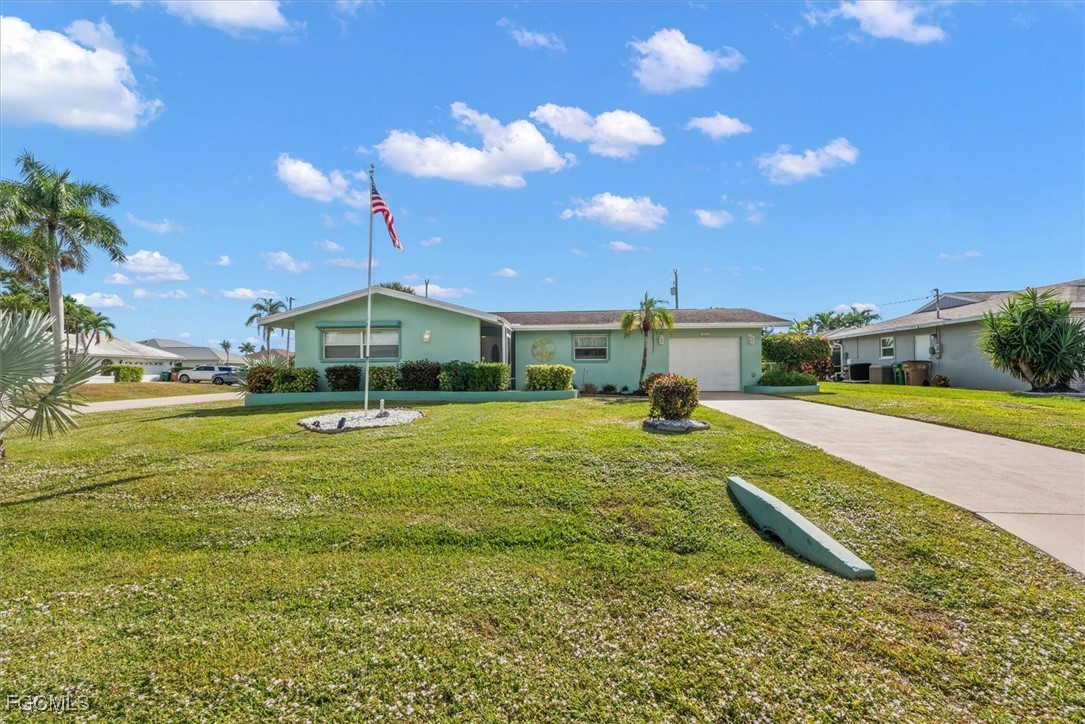 Cape Coral Condo: 1030 Southeast 43rd Terrace