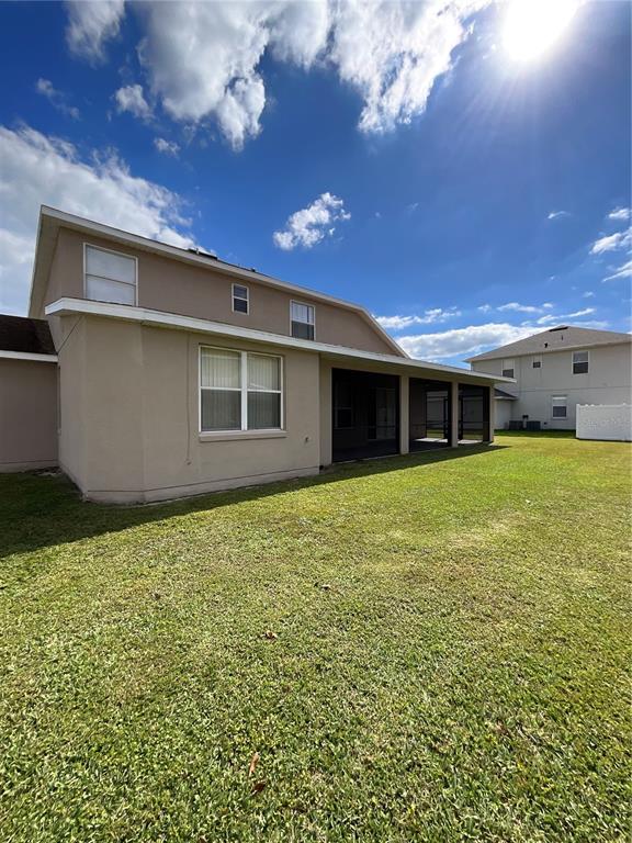 Kissimmee Condo: 2600 Lutza Way