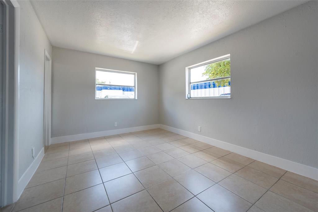 Fort Lauderdale Condo: 2109 Davie Boulevard