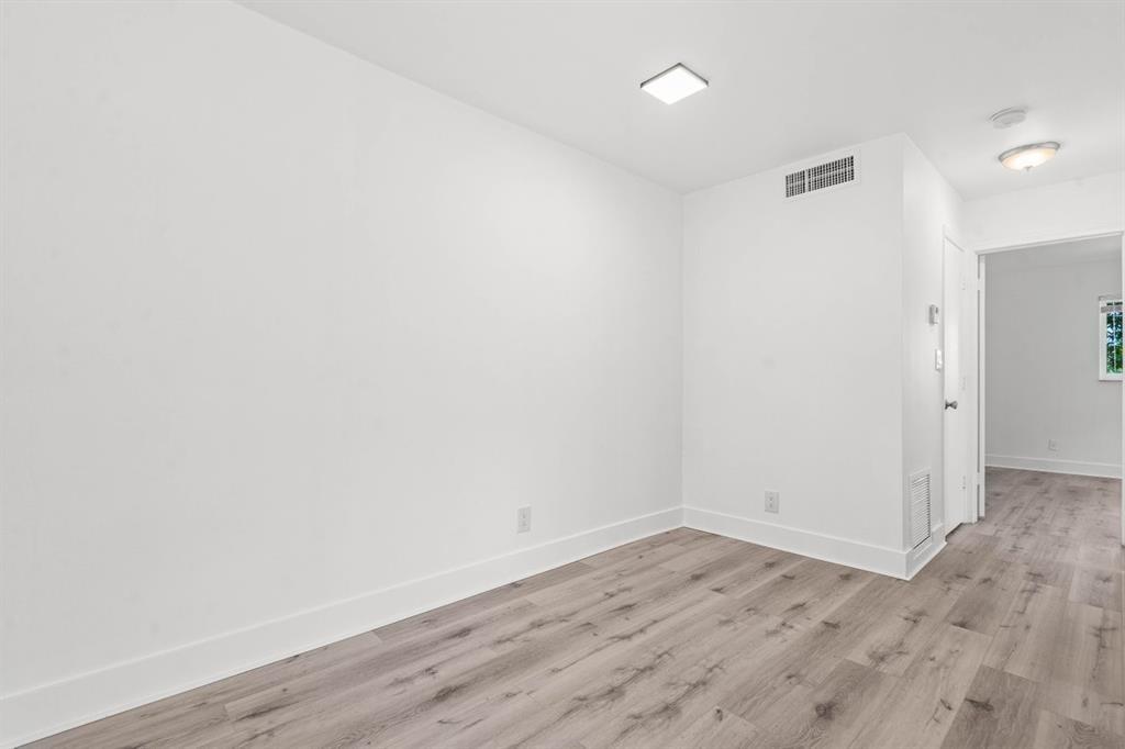 Wilton Manors Condo: 45 Northeast 24th Street