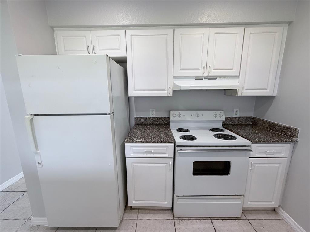 Fort Lauderdale Condo: 230 Southwest 11th Avenue