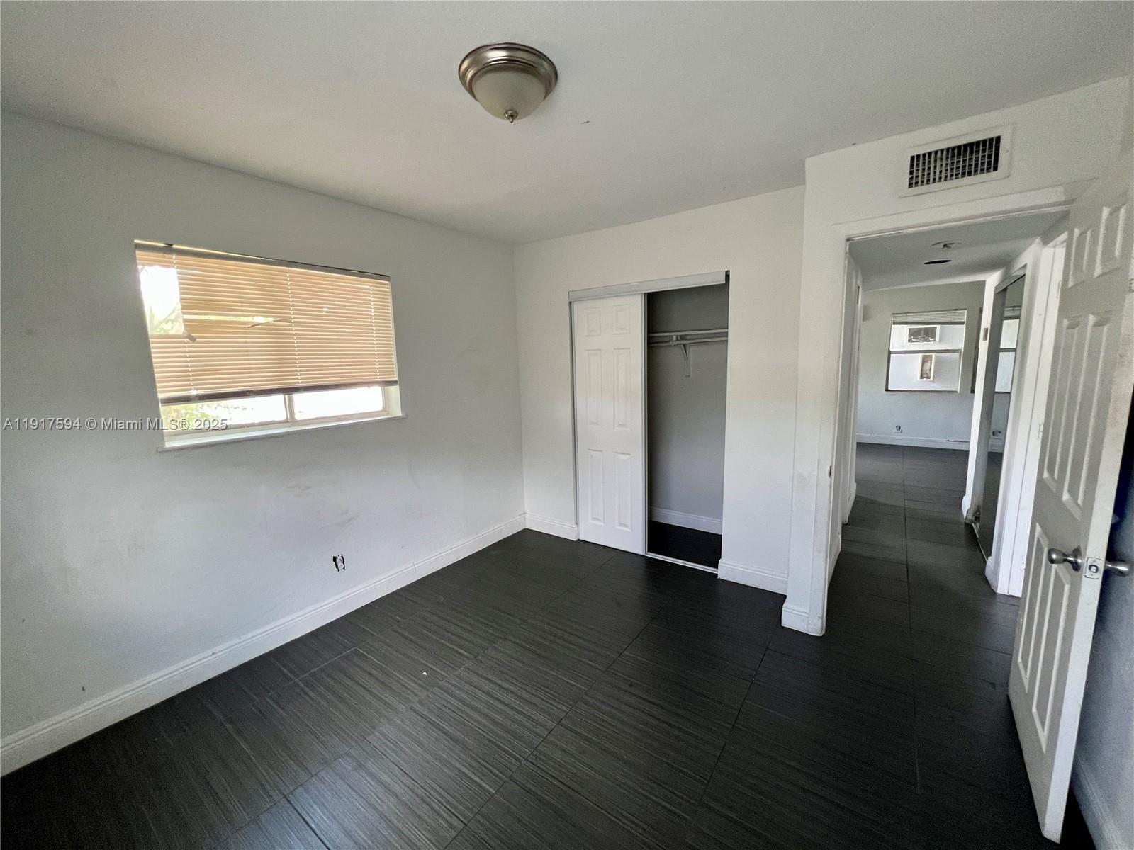 Dania Beach Condo: 37 Southwest 14th Street
