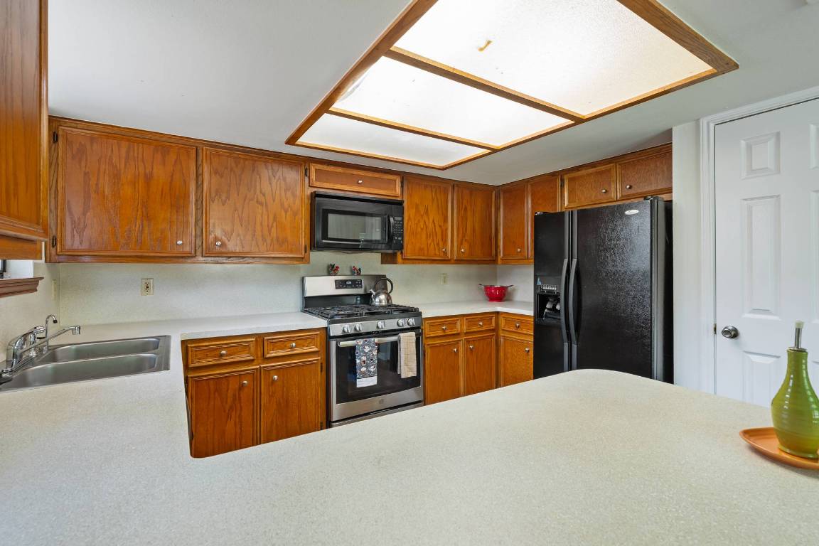 Round Rock Condo: 1802 Dixie Lane