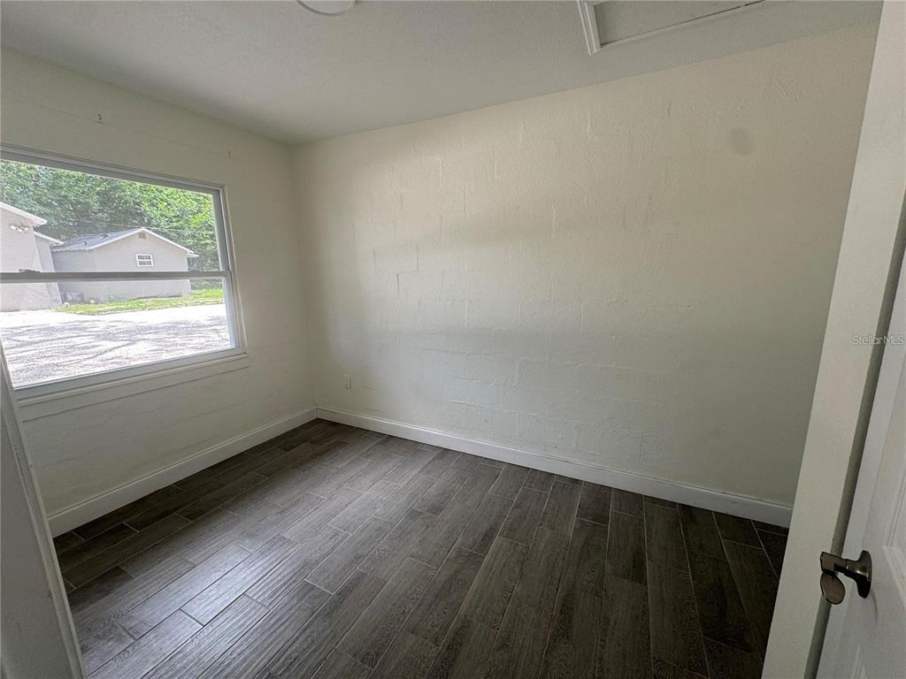 Clearwater Condo: 1529 Sadlon Avenue