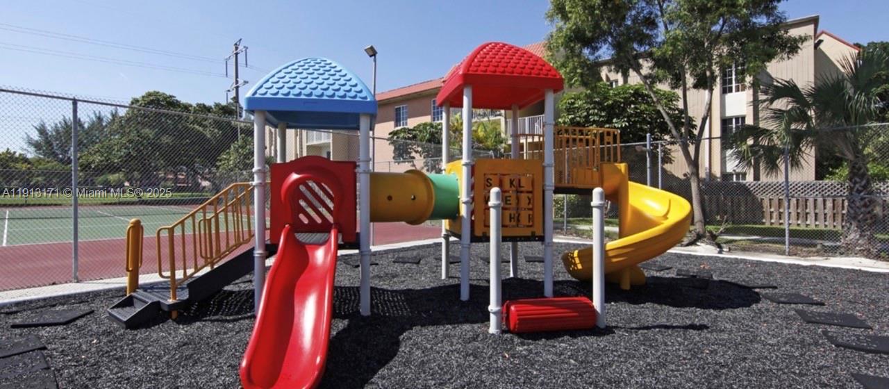 Doral Condo: 5201 Geneva Court