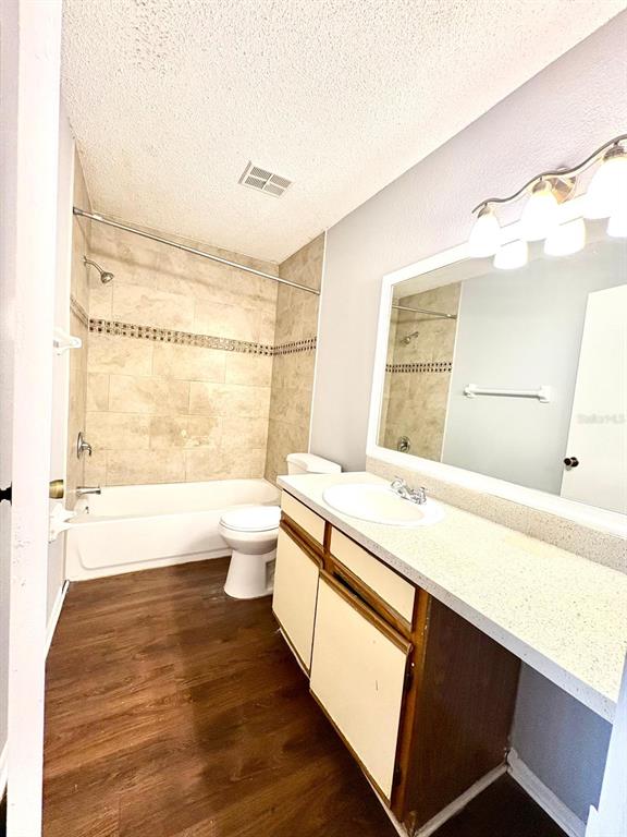 Kissimmee Condo: 2102 Cascades Boulevard