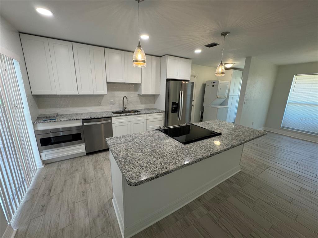 Port Charlotte Condo: 189 Small Street Southeast