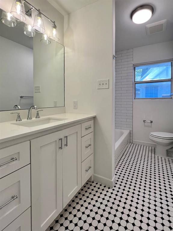 Dallas Condo: 6138 Monticello Avenue