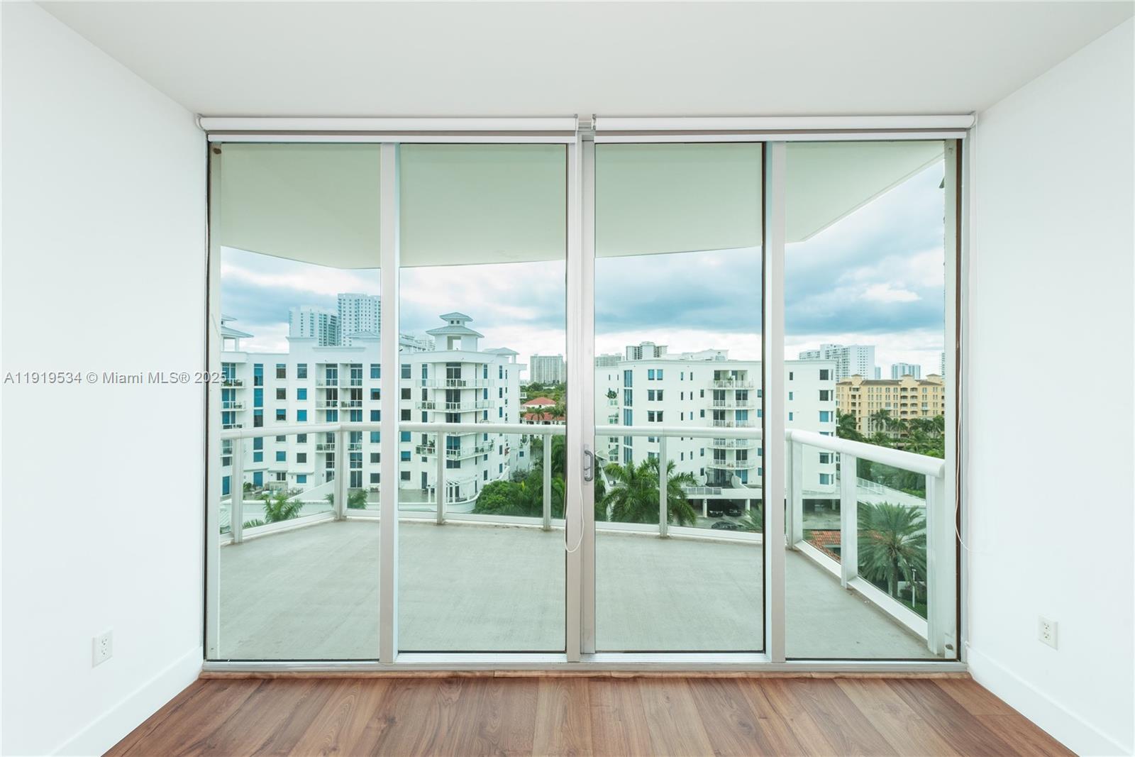 Aventura Condo: 3131 Northeast 188th Street