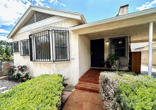 Los Angeles Condo: 230 East Ave 42