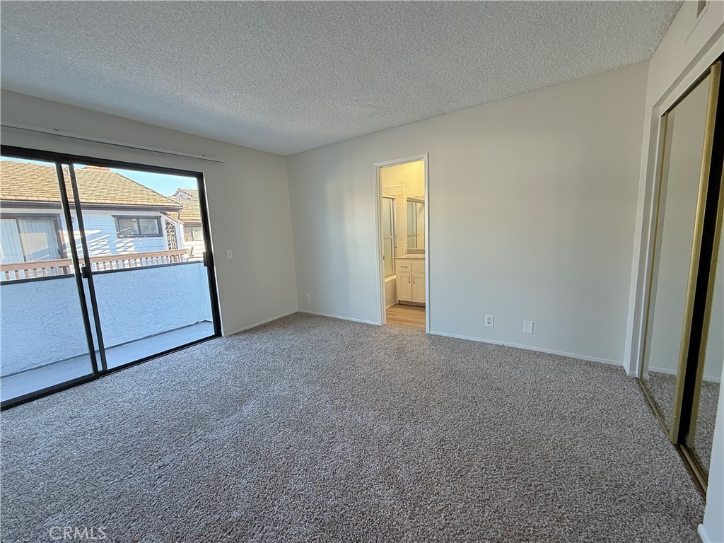 Agoura Hills Condo: 5250 Colodny Drive