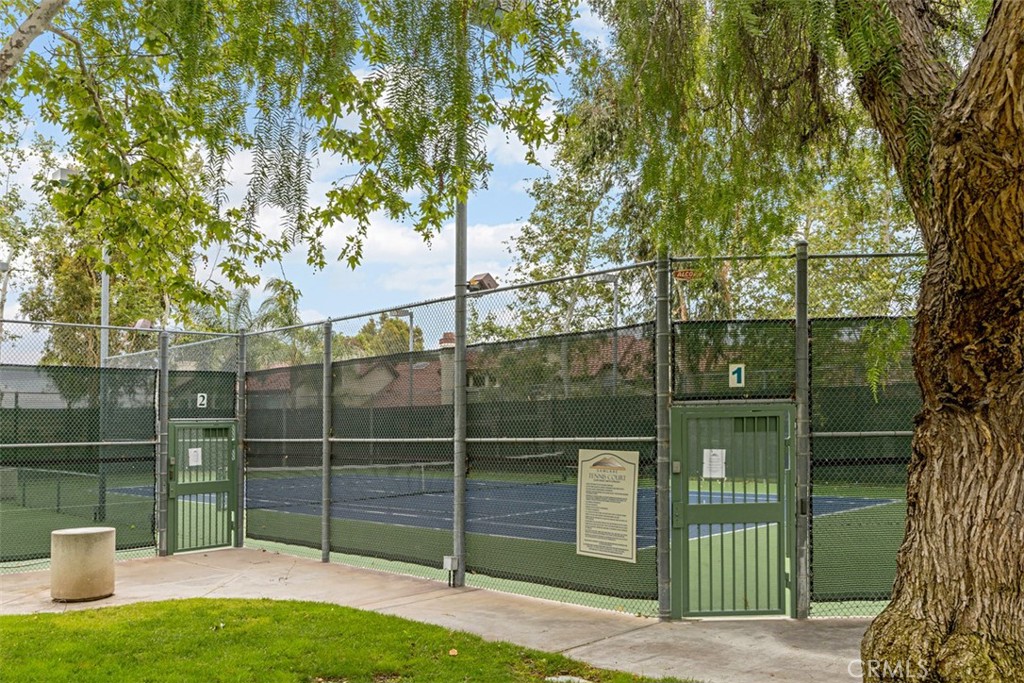 Rancho Santa Margarita Condo: 61 Rabano