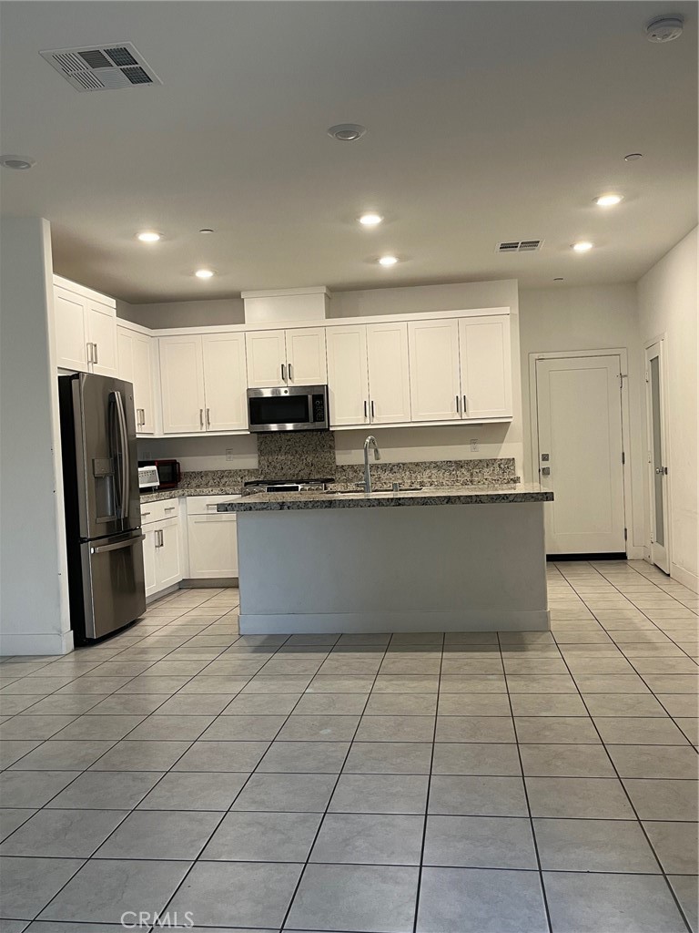 Whittier Condo: 12268 Summer