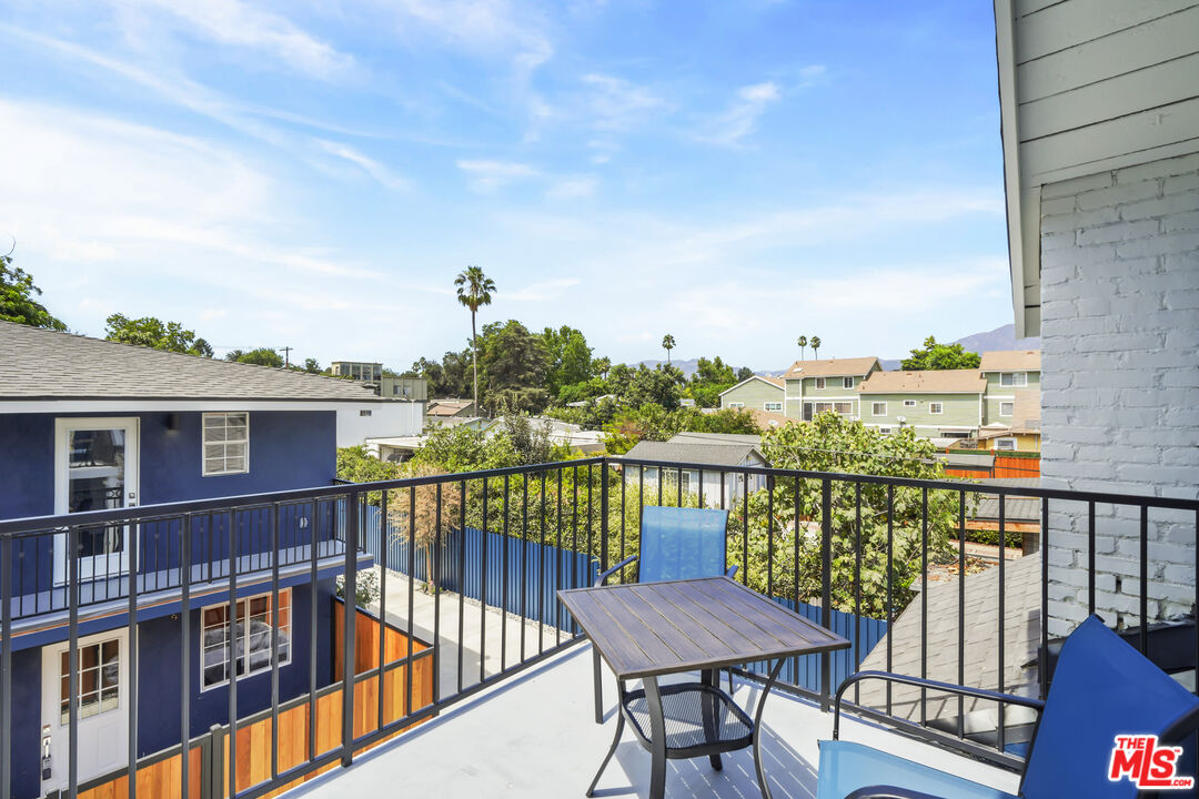 Pasadena Condo: 755 Garfield Avenue