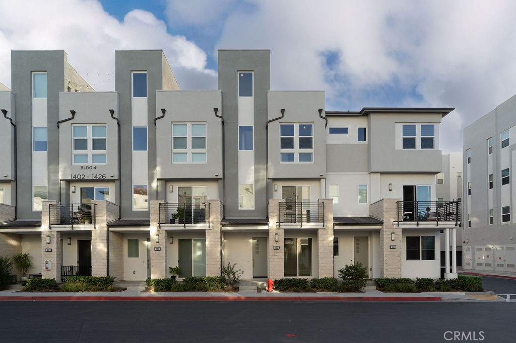 Anaheim Condo: 1422 South Urbana Street