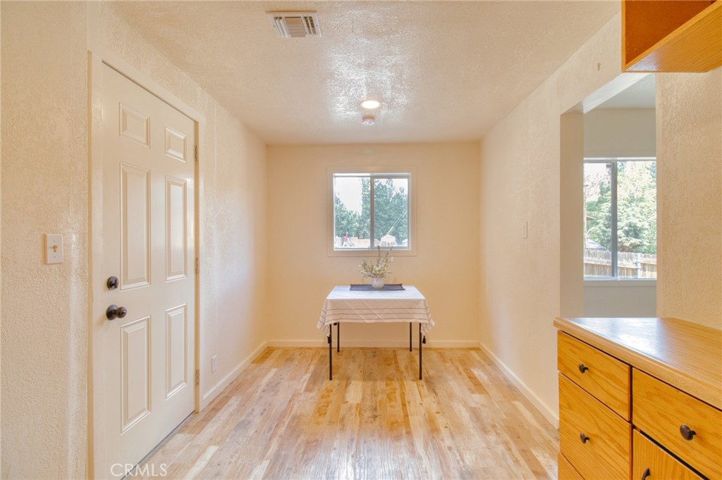 Wrightwood Condo: 1131 Apple