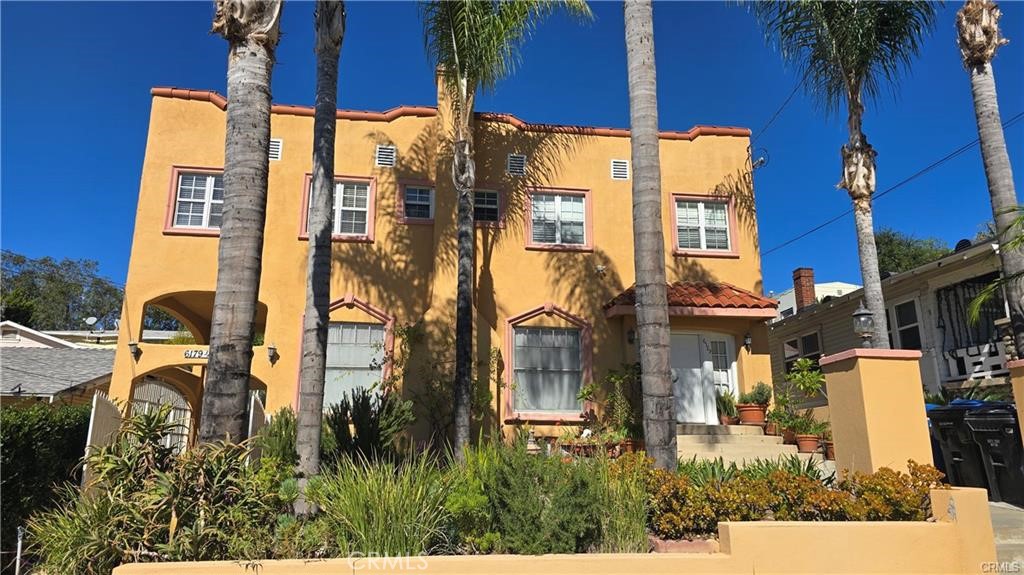 Los Angeles Condo: 6179 Oak Crest Way