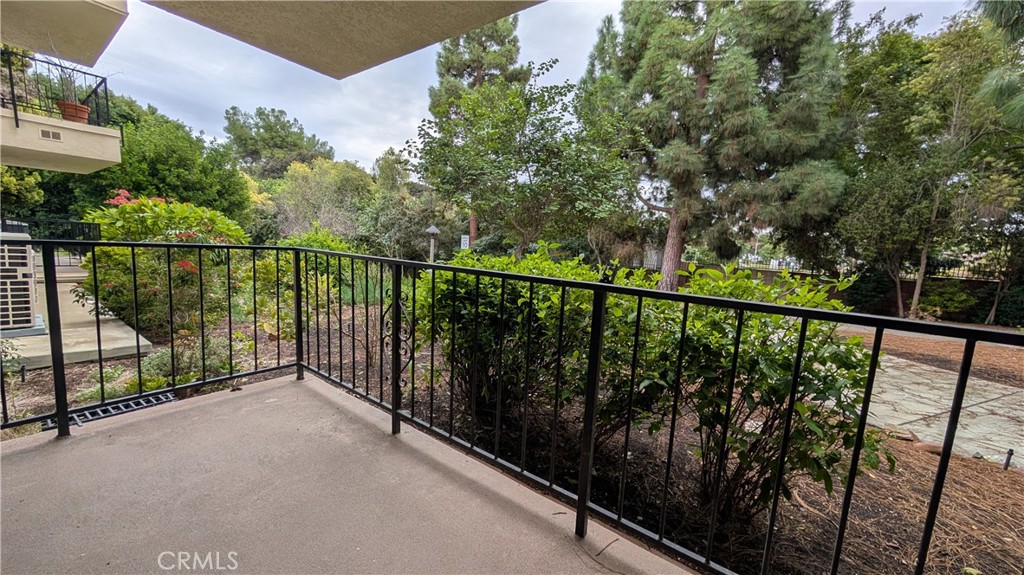 Laguna Woods Condo: 2385 Via Mariposa West