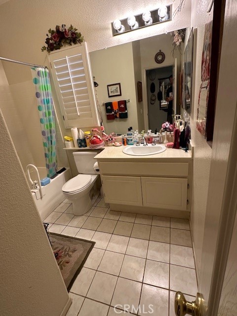 San Marcos Condo: 559 Sonoma Street