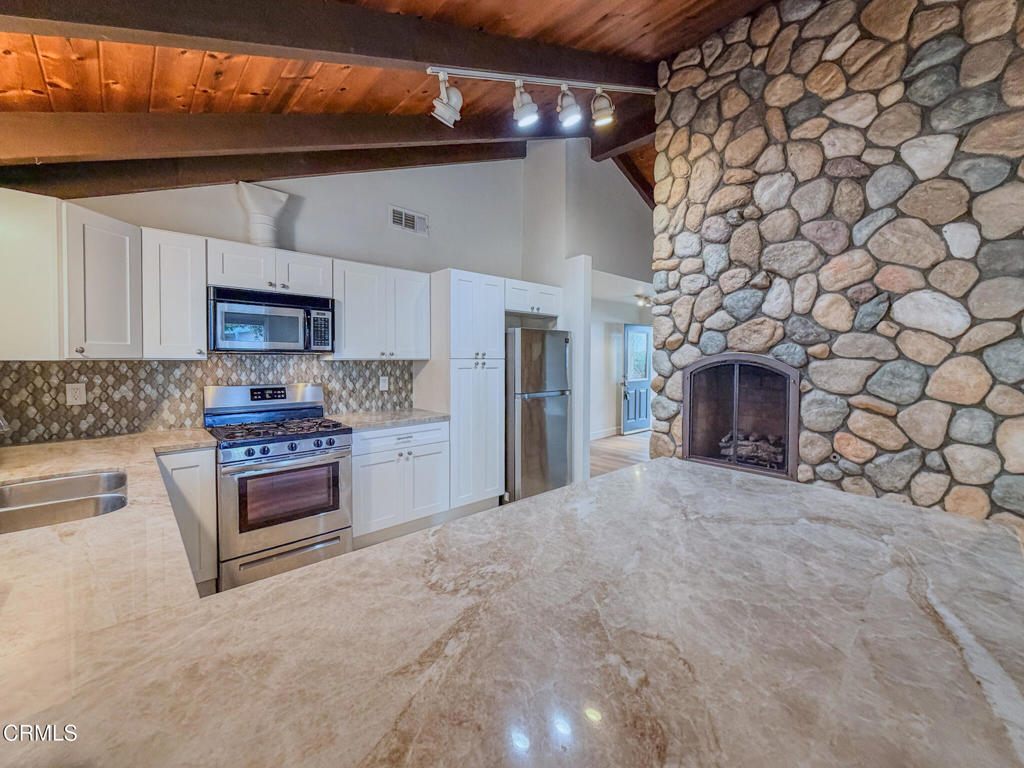 Oxnard Condo: 5142 Sandpiper Way