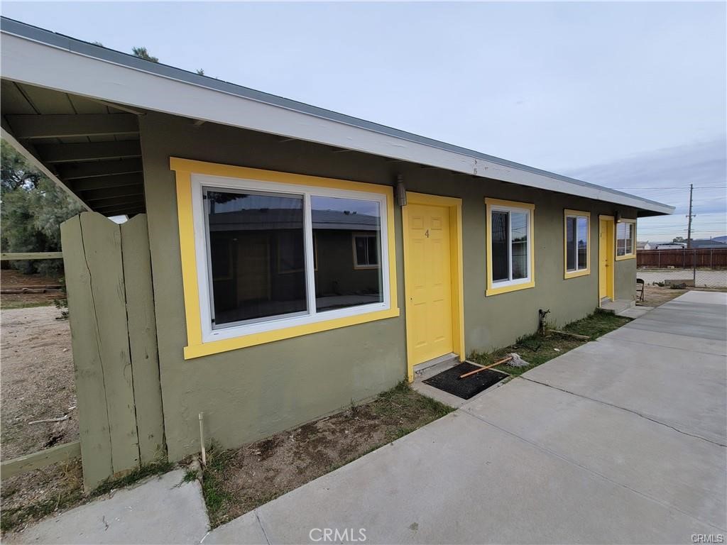 Barstow Condo: 961 Manzanita Drive