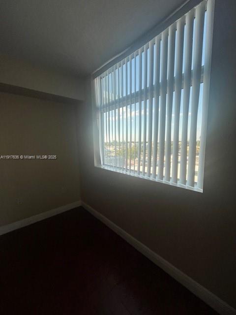 Hollywood Condo: 140 South Dixie Highway