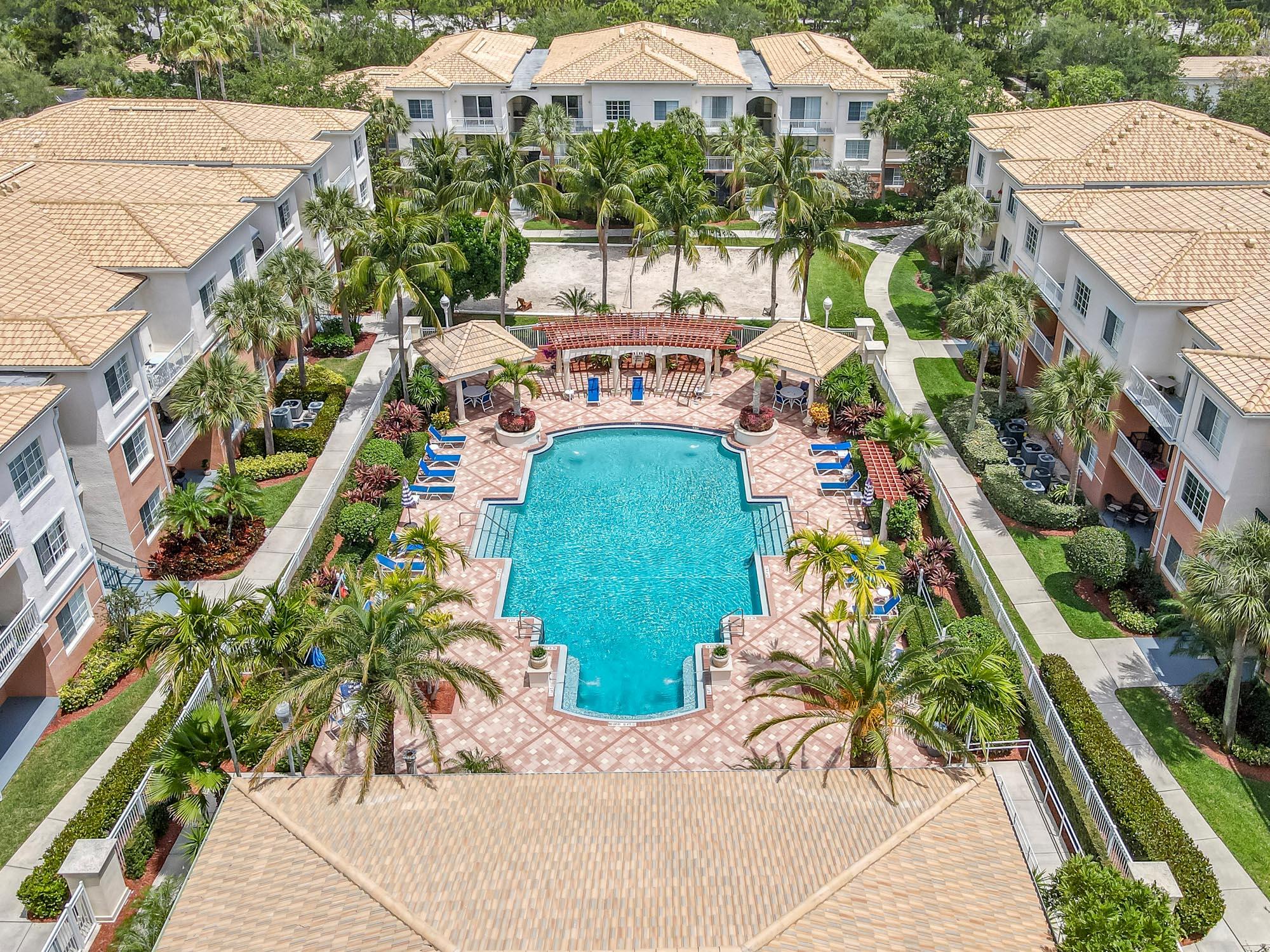 Palm Beach Gardens Condo: 2310 Myrtlewood Circle East