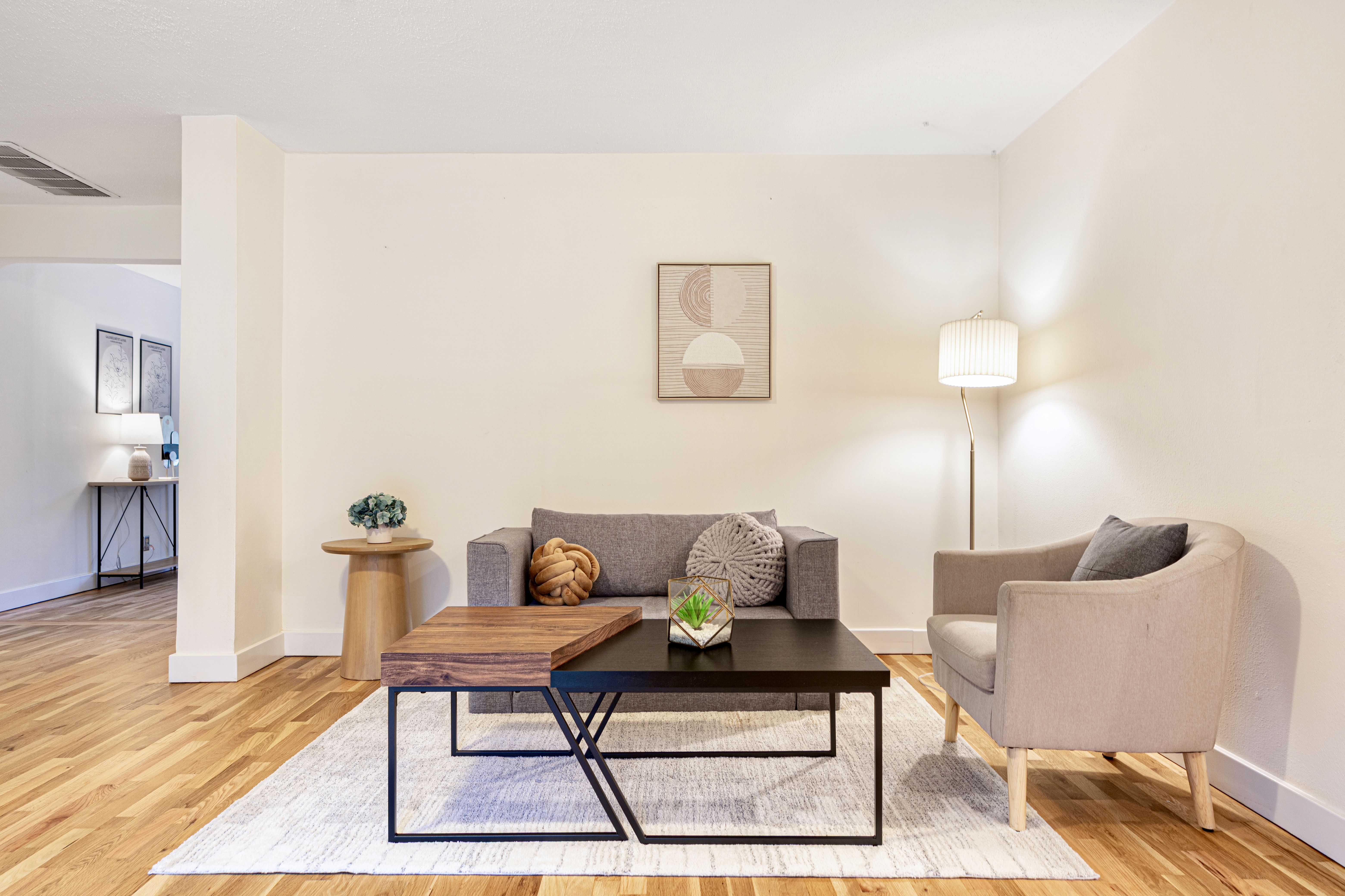 Redmond House: 11641 204th Avenue Northeast