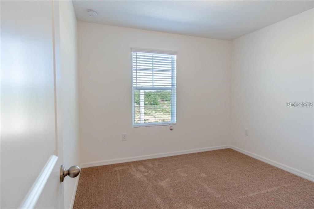 Davenport Condo: 338 Madison Drive