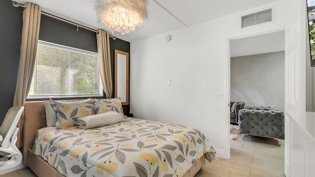 Wilton Manors Condo: 2907 Northeast 8th Terrace