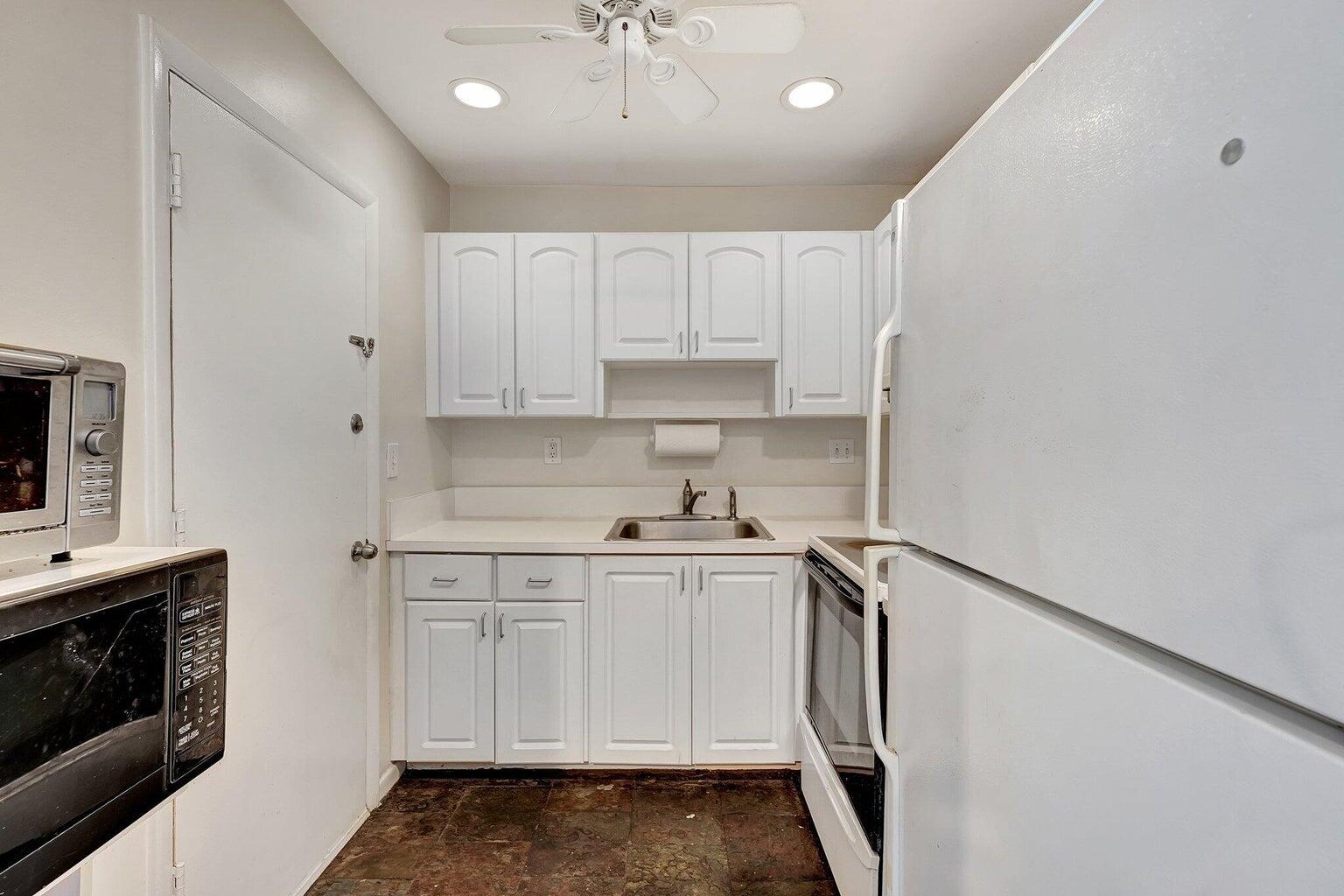 Oakland Park Condo: 3040 Northeast 16th Avenue