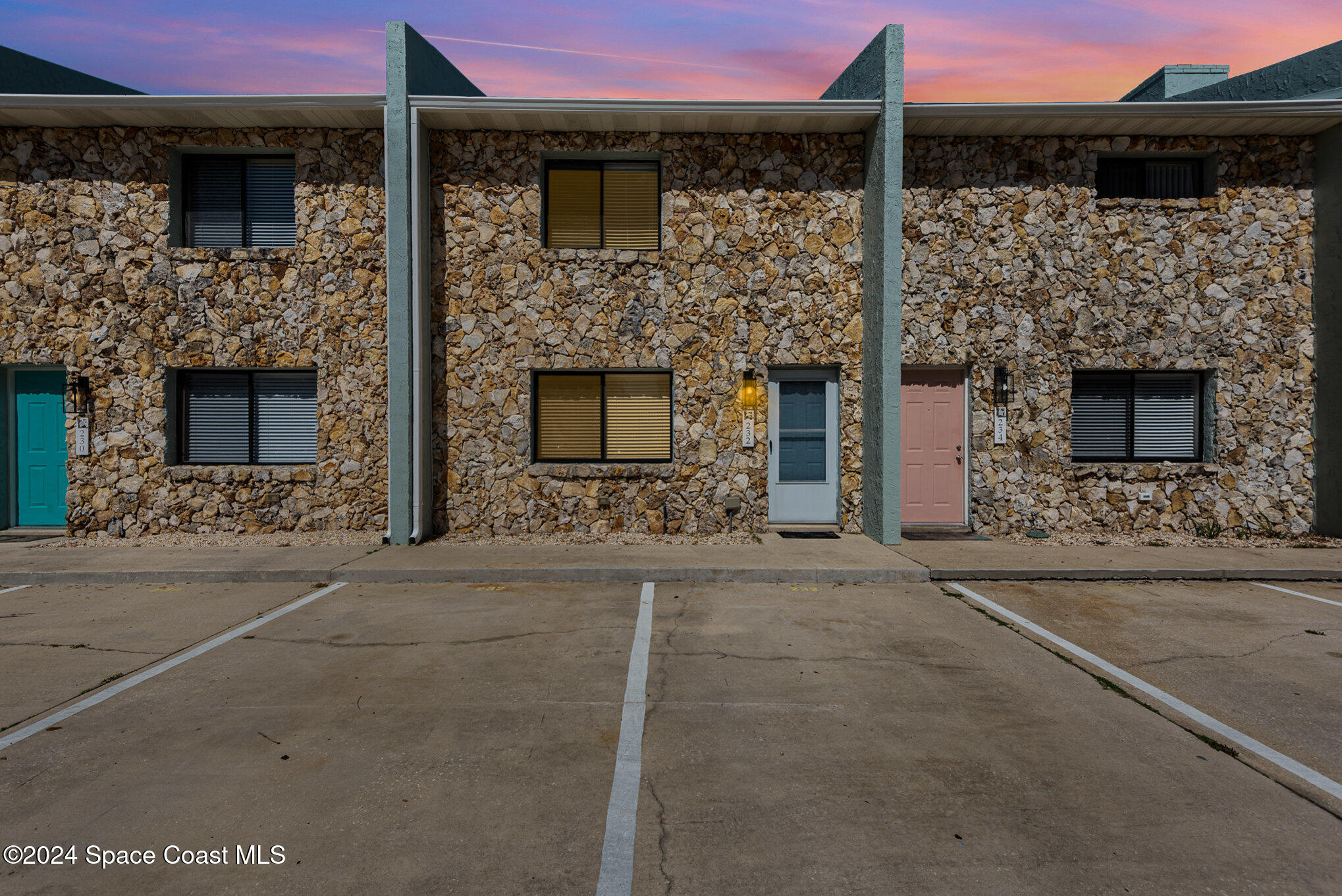 Cape Canaveral Condo: 232 Chandler Street