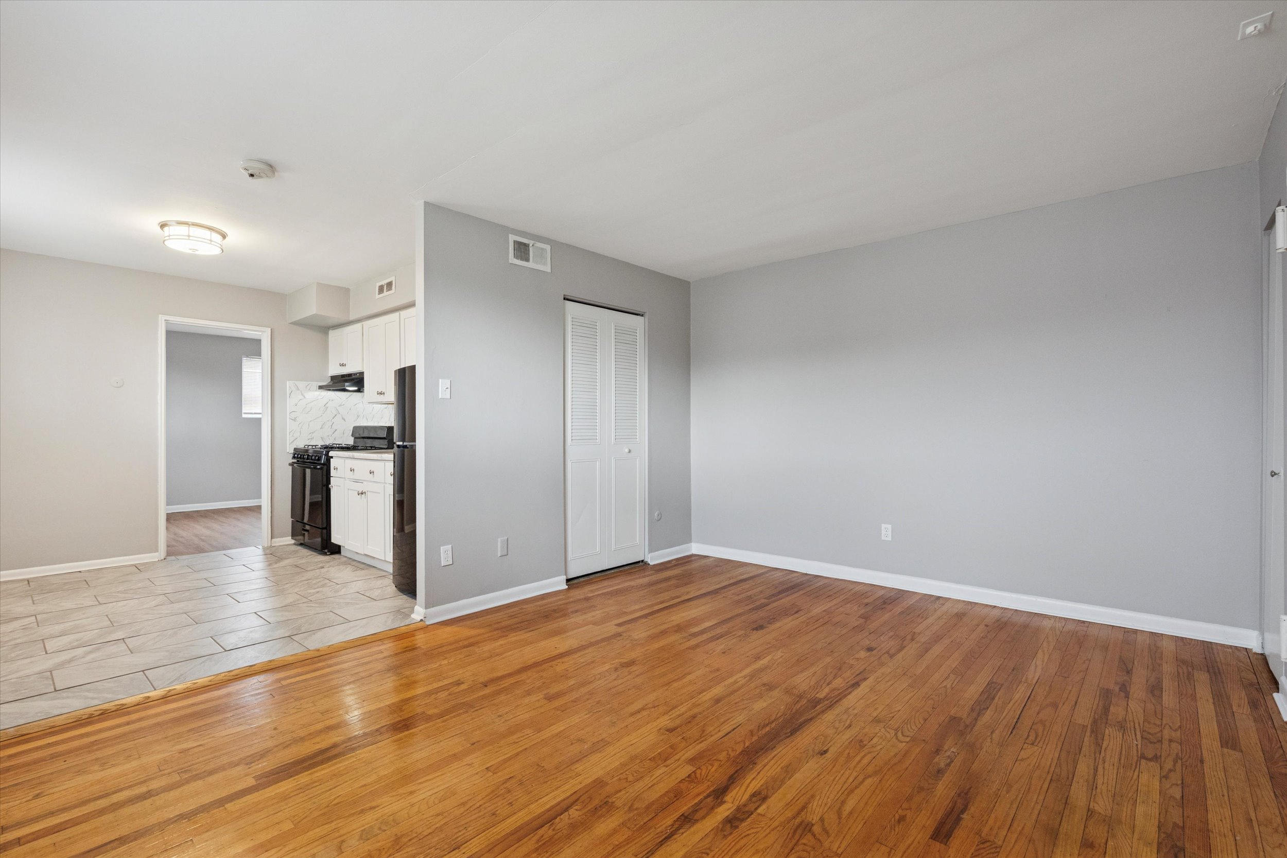 Philadelphia Condo: 7108 Oxford Ave