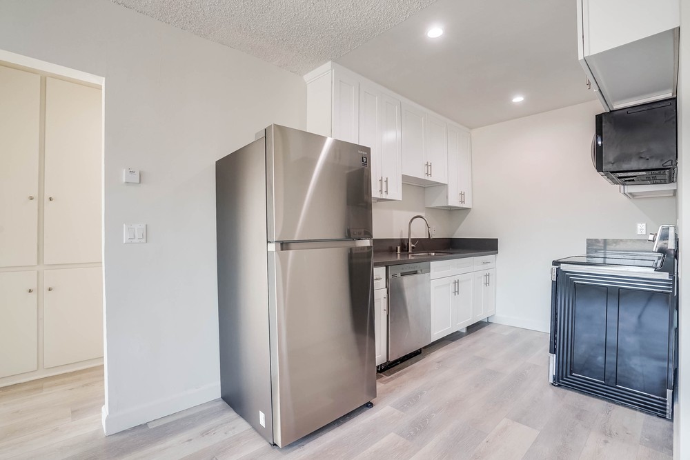 Gardena Apartment: 15515 S Vermont Ave