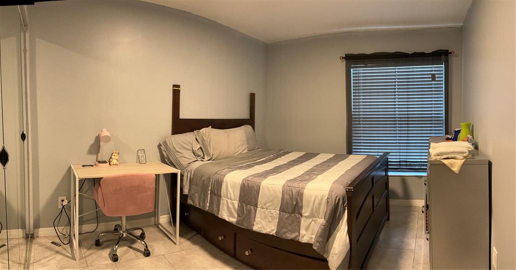 Davie Condo: 12900 Southwest 13th Manor