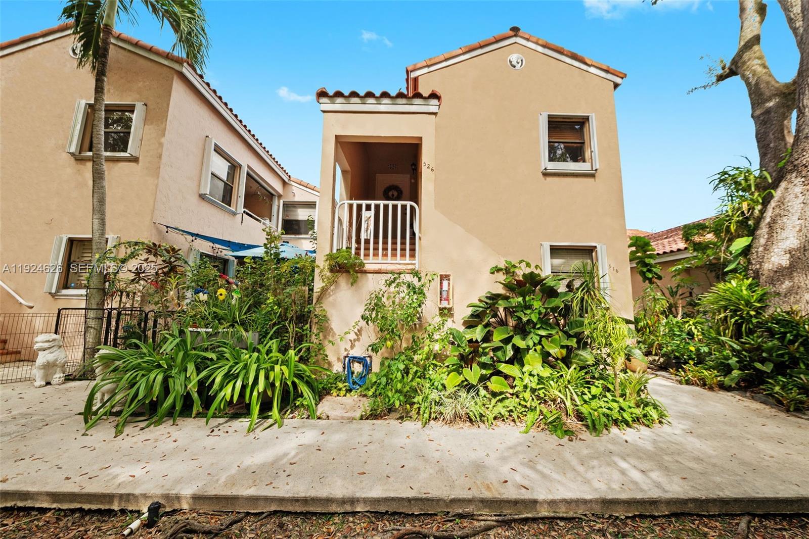 Miami Condo: 11840 Southwest 80th Street