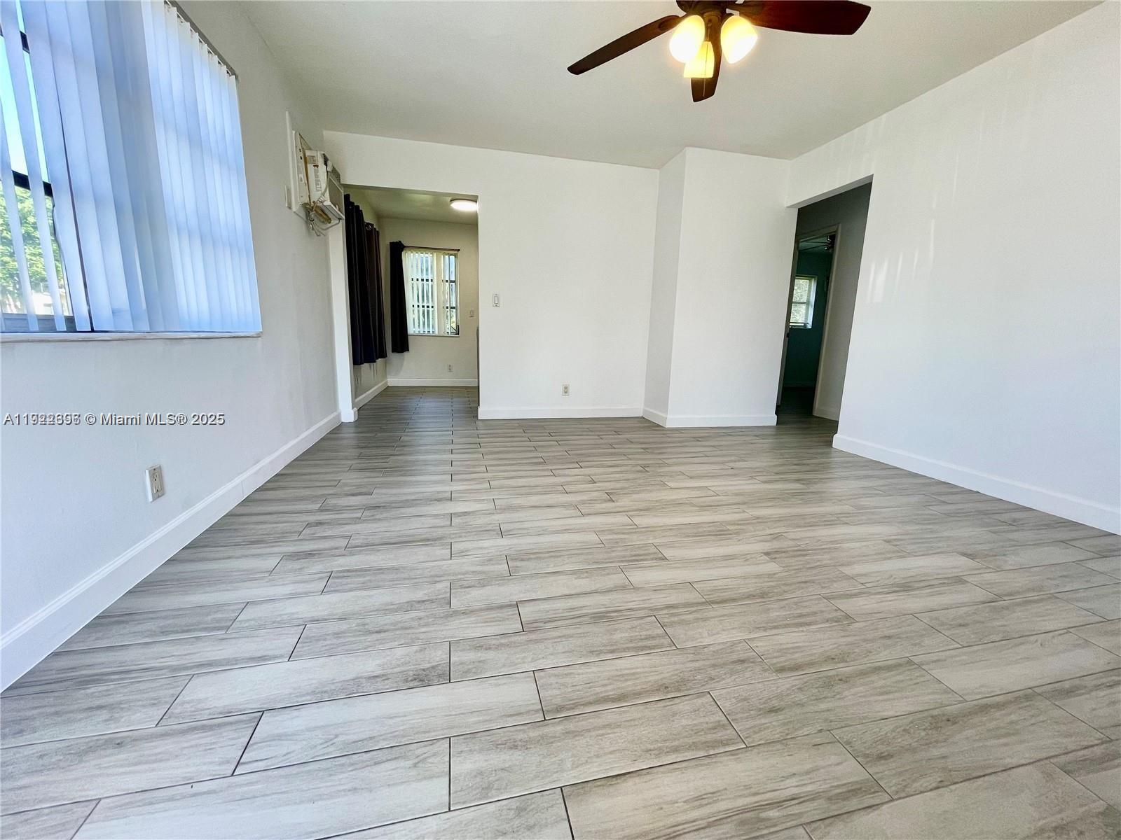 Hallandale Beach Condo: 213 Southwest 10th Street