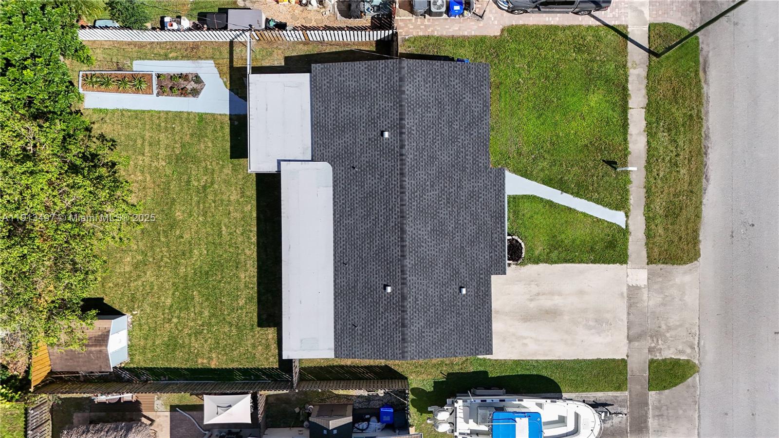 Hollywood Condo: 6371 Scott Street